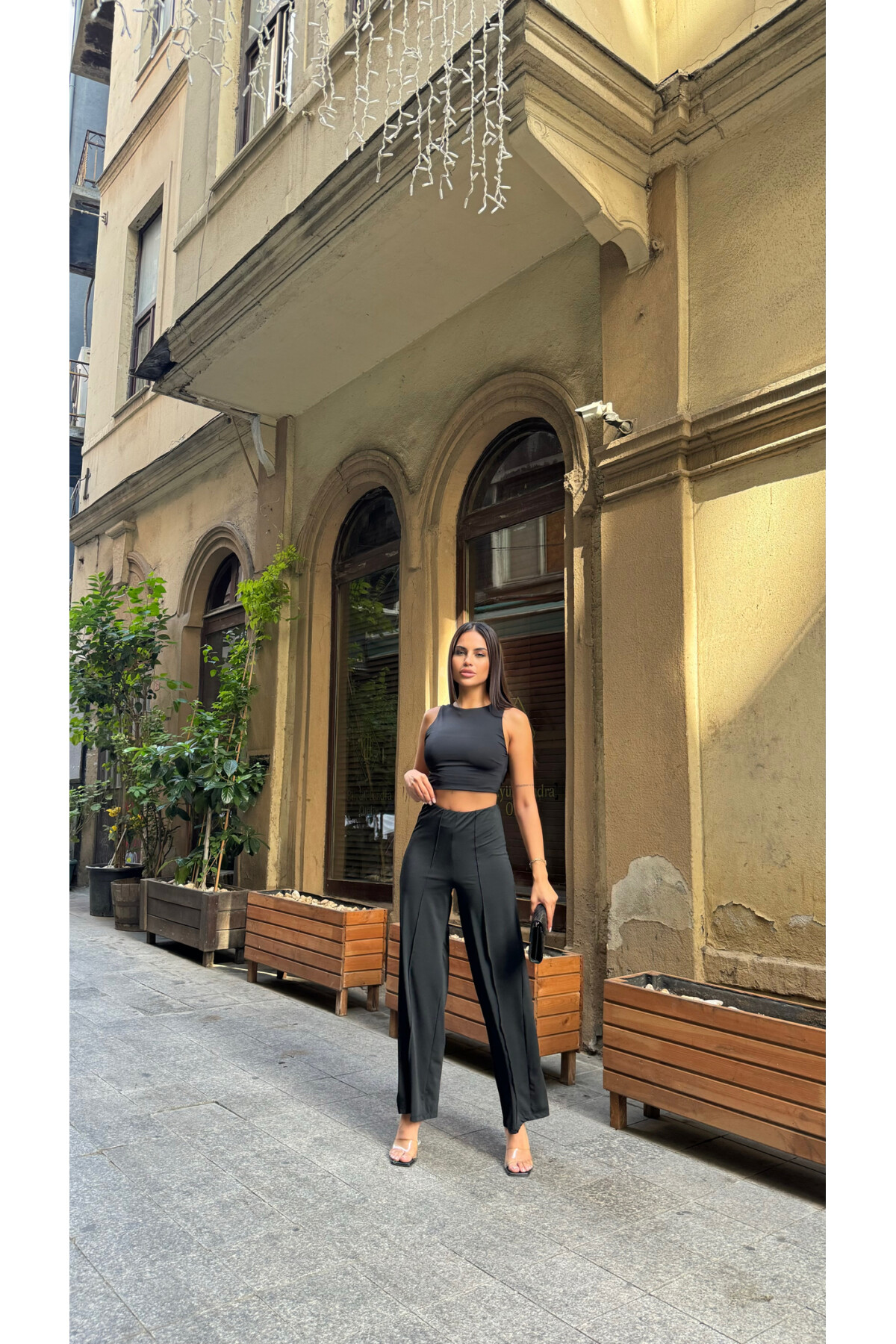 Siyah Önden Dikişli Pantolon